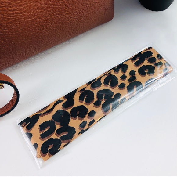 3/$15 Leopard Print Twilly Purse Head Neck Scarf - Picture 6 of 8